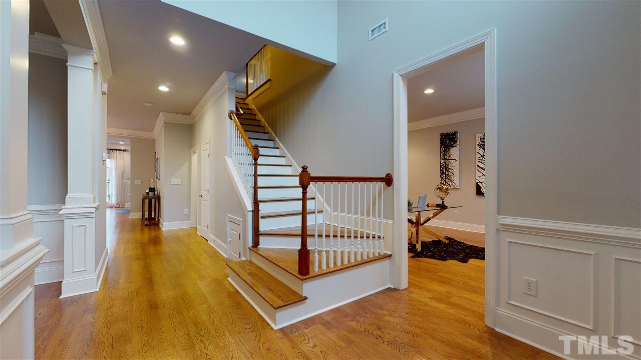 3607 Rolston Drive Raleigh, NC 27609 - Photo 4 of 29
