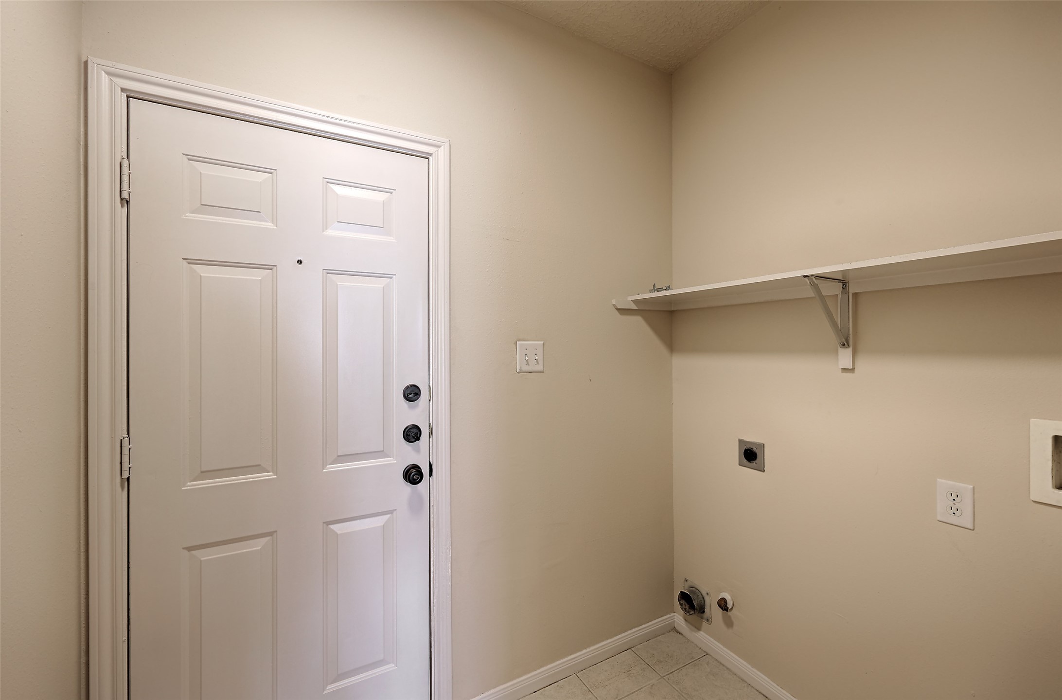 1815 Tickner Street Conroe, TX 77301 - Photo 10 of 36