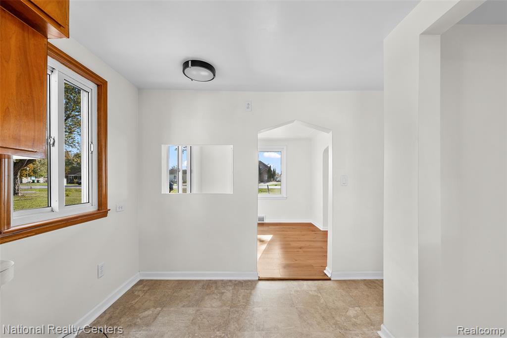 29842 Fort Road Rockwood, MI 48173 - Photo 29 of 42 Gallery Image 29