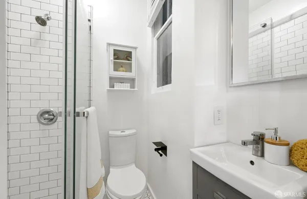 $595,000 | 1385-1387 Hampshire Street, Unit 1387B, San Francisco, CA 94110