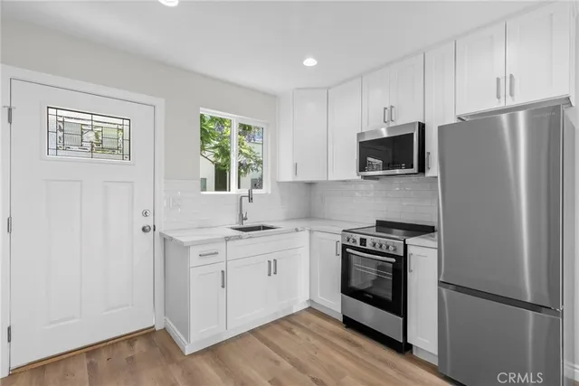 $1,400,000 | 1745 West 39th Street, Los Angeles, CA 90062