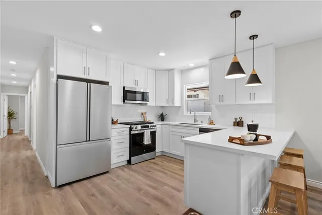 $1,400,000 | 1745 West 39th Street, Los Angeles, CA 90062