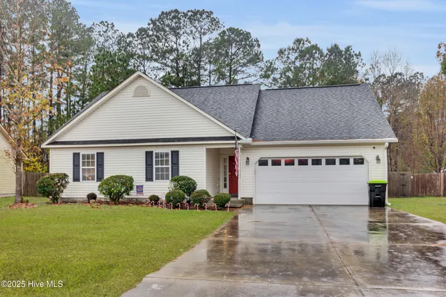 $2,000 | 158 Oakley Drive, New Bern, NC 28560
