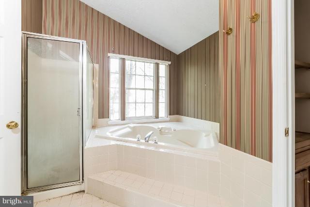 1650 Wickham Way Crofton, MD 21114 - Photo 11 of 14 Interior (General)