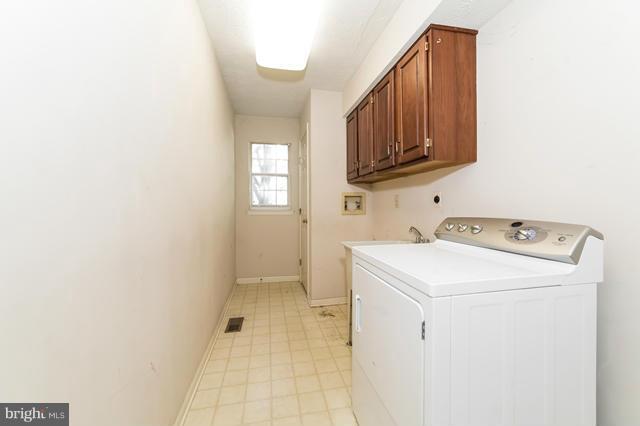 1650 Wickham Way Crofton, MD 21114 - Photo 7 of 14 Interior (General)