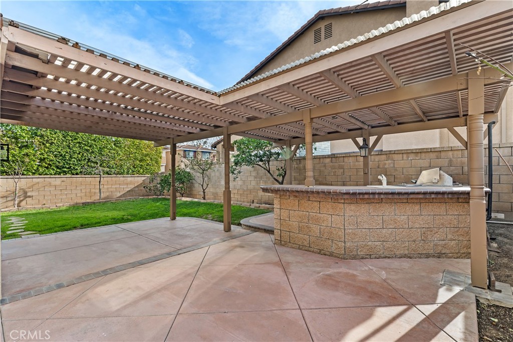 2 Tyler Place Irvine, CA 92602 - Photo 32 of 37