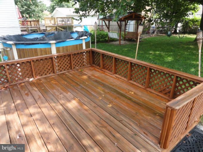 415 Cleveland Road Linthicum, MD 21090 - Photo 4 of 15 Deck
