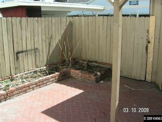 196 Smithridge Drive Reno, NV 89502 - Photo 4 of 4 Photo 4