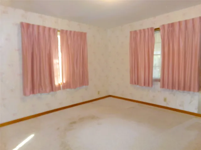 $169,000 | 513 North Exchange Street, Weimar, TX 78962