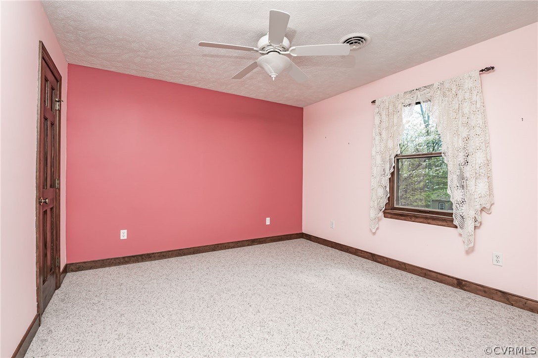 2153 Globe Road Aylett, VA 23009 - Photo 36 of 43 Gallery Image 36