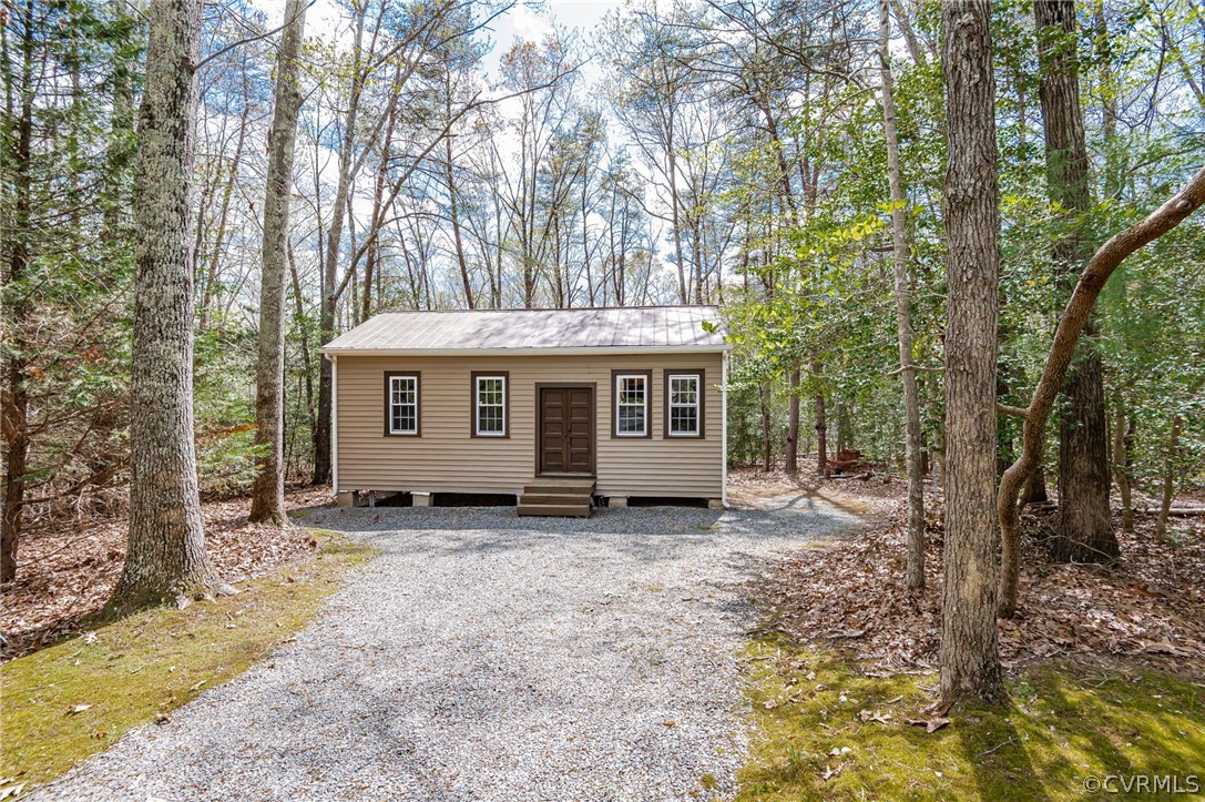 2153 Globe Road Aylett, VA 23009 - Photo 43 of 43 Storage