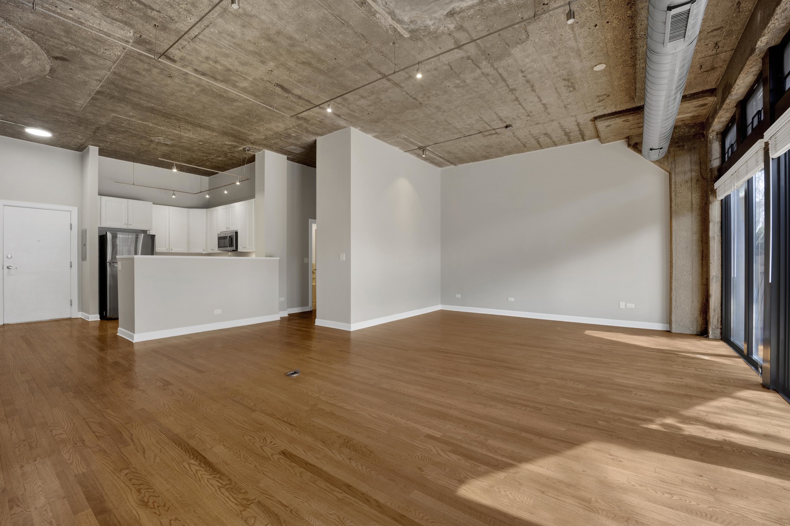 1071 West 15th Street, Unit 109 Chicago, IL 60608 - Photo 8 of 31