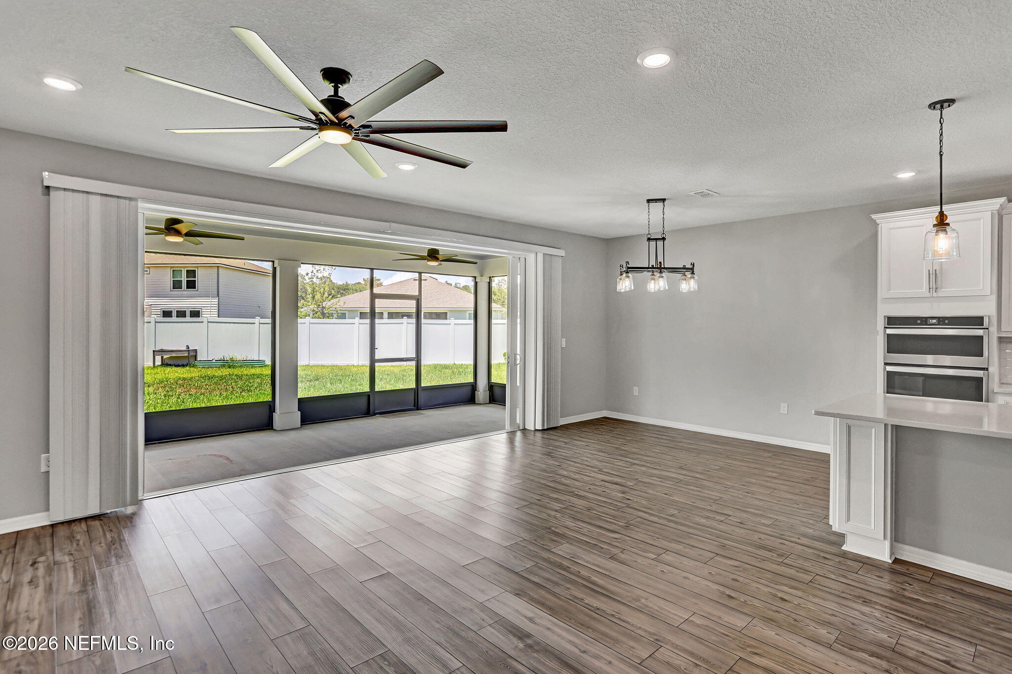 4559 Haystack Court Jacksonville, FL 32226 - Photo 13 of 39 10-web-or-mls-IMG_0057