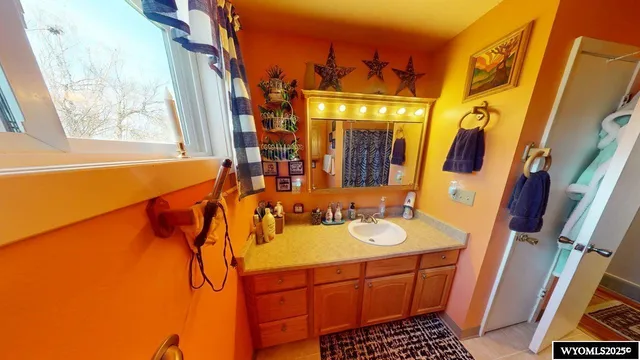 $385,000 | 791 Garner Drive, Lander, WY 82520