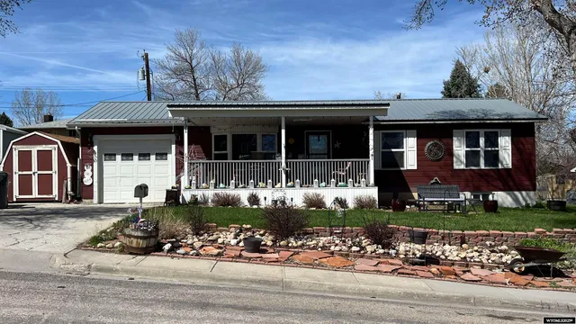 $385,000 | 791 Garner Drive, Lander, WY 82520