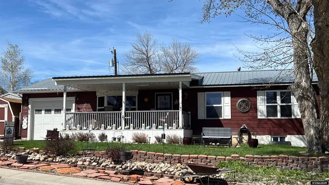 $385,000 | 791 Garner Drive, Lander, WY 82520