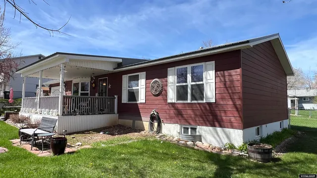 $385,000 | 791 Garner Drive, Lander, WY 82520