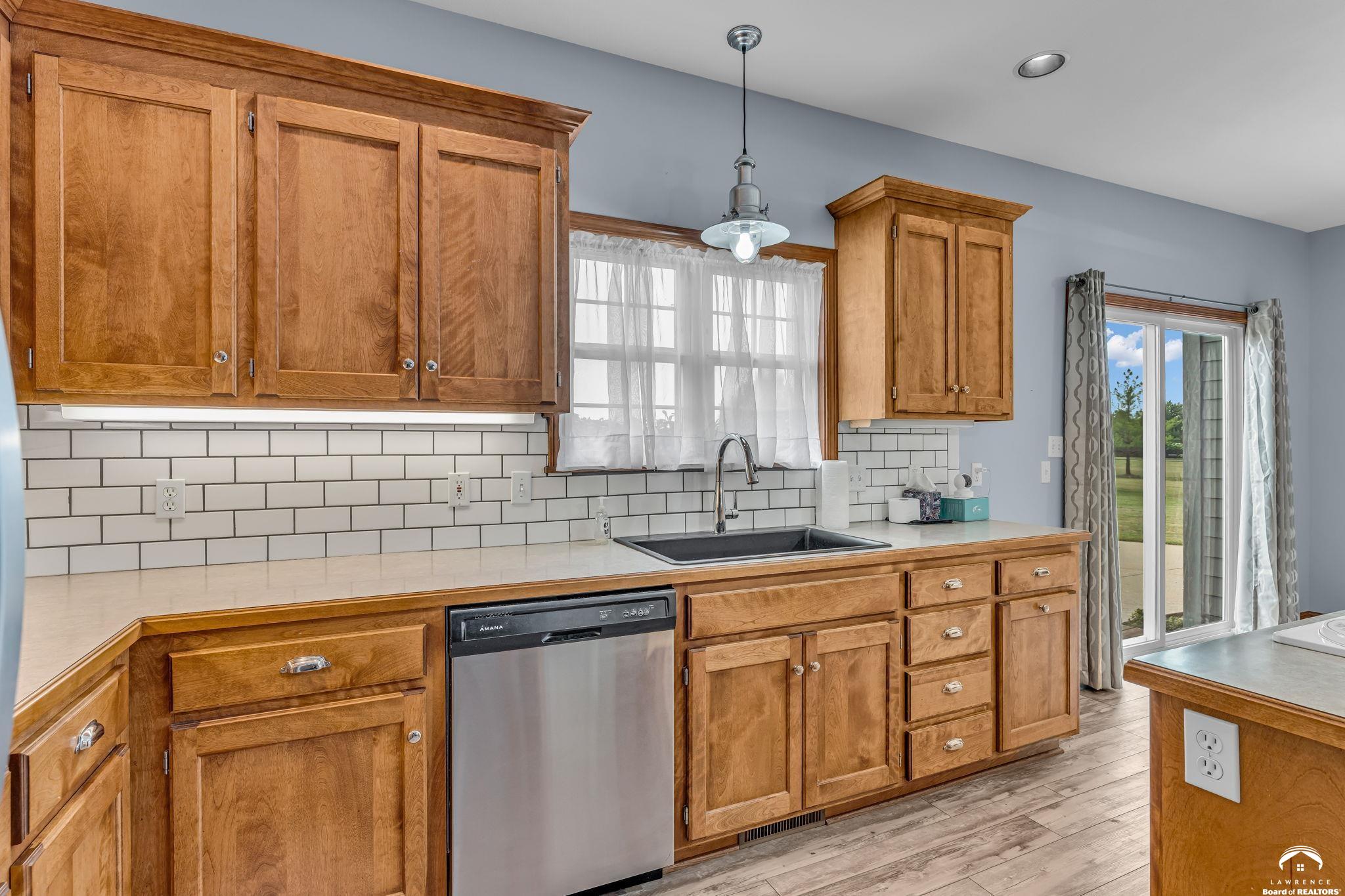 987 North 640 Road Baldwin City, KS 66006 - Photo 17 of 60