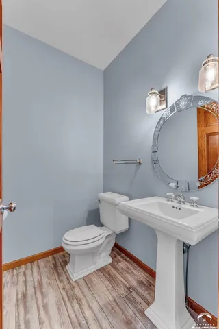 $598,000 | 987 North 640 Road, Baldwin City, KS 66006