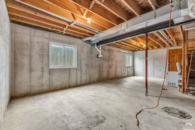 $598,000 | 987 North 640 Road, Baldwin City, KS 66006