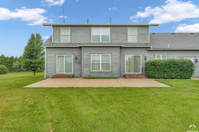 $598,000 | 987 North 640 Road, Baldwin City, KS 66006