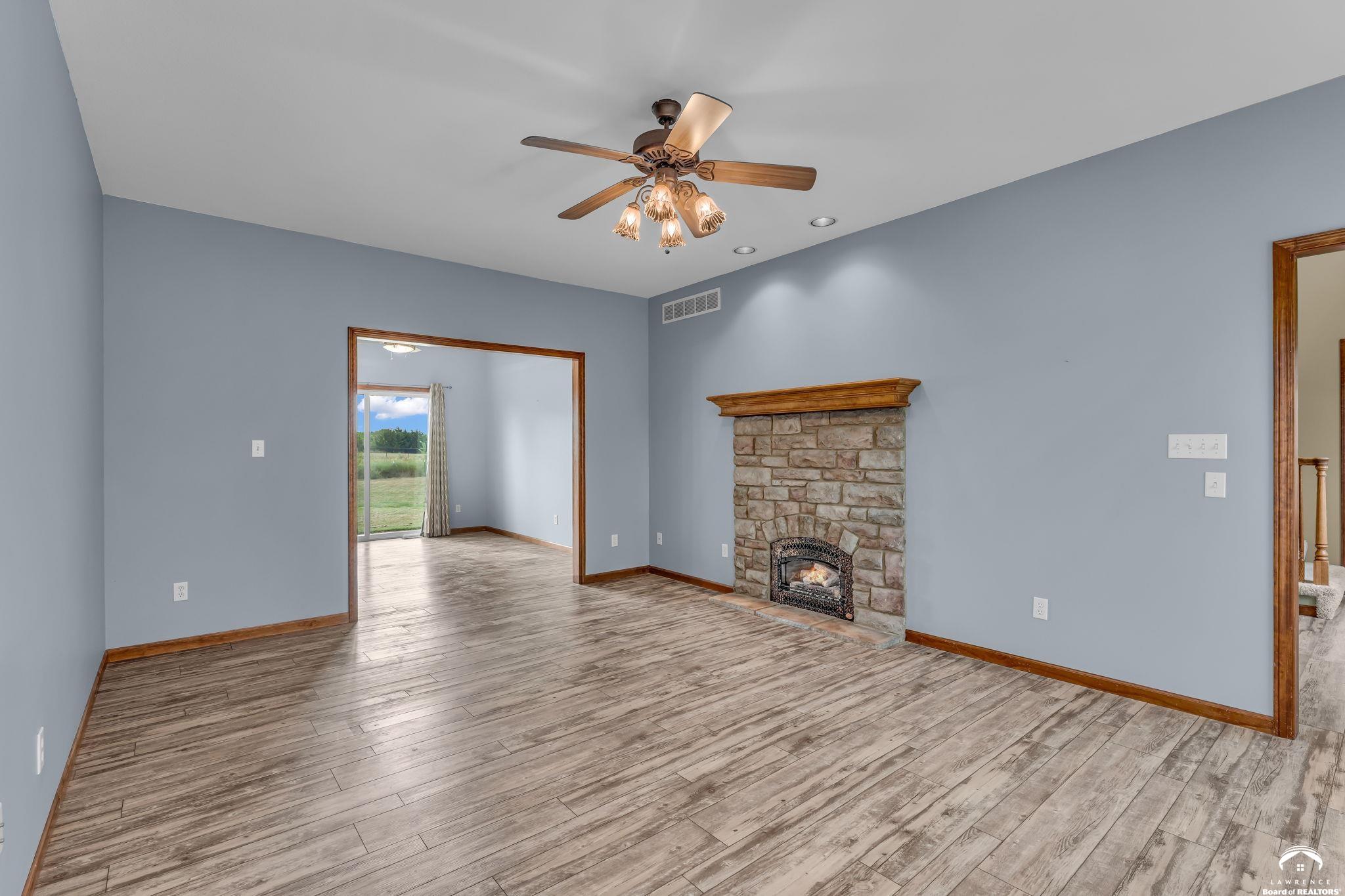 987 North 640 Road Baldwin City, KS 66006 - Photo 10 of 60