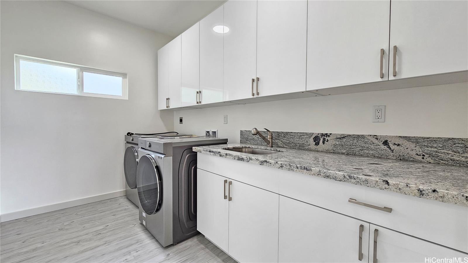 466 Lani Street Honolulu, HI 96821 - Photo 20 of 25