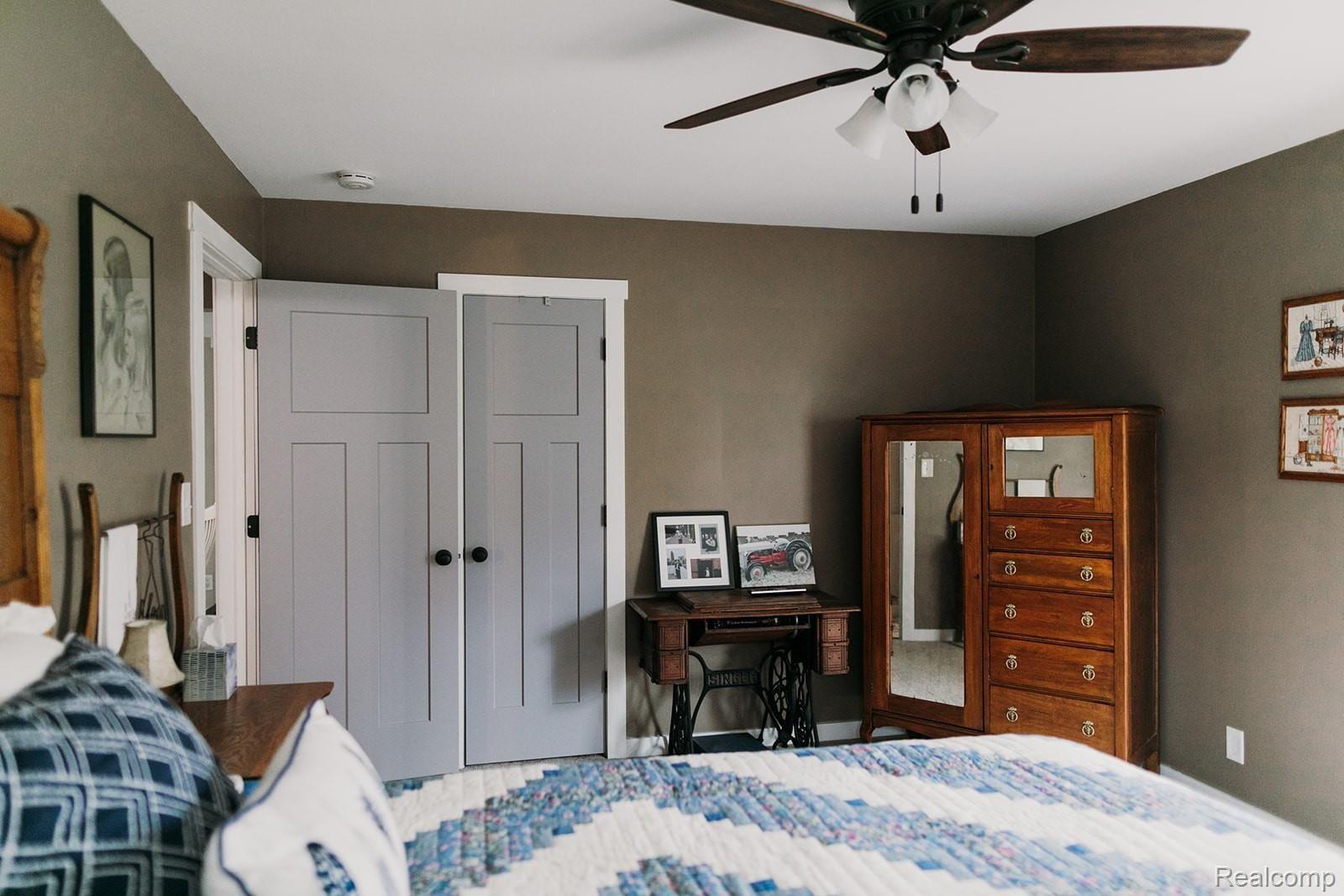 15942 Meadowbrook Road Redford, MI 48239 - Photo 29 of 45 erinhannumphotography_15942Meadowbrook-29.jpg