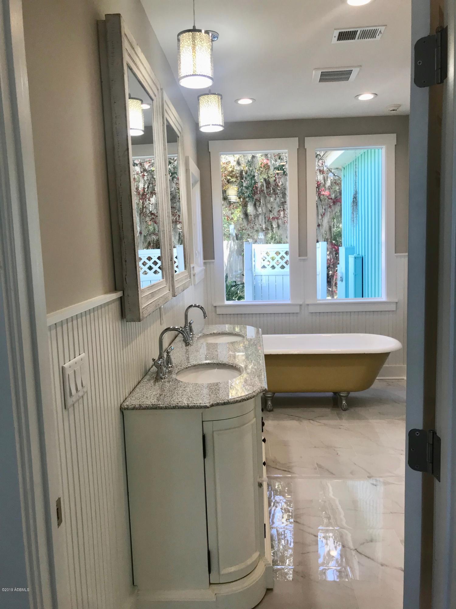 76 Meridian Road Beaufort, SC 29907 - Photo 11 of 20 IMG_4327