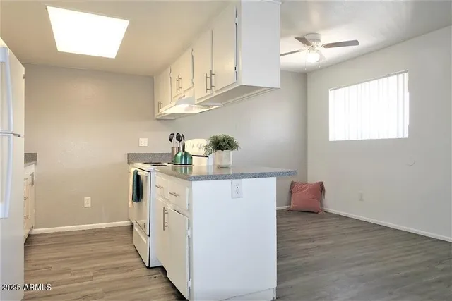 $1,275 | 16437 North 31st Street, Unit 112, Phoenix, AZ 85032