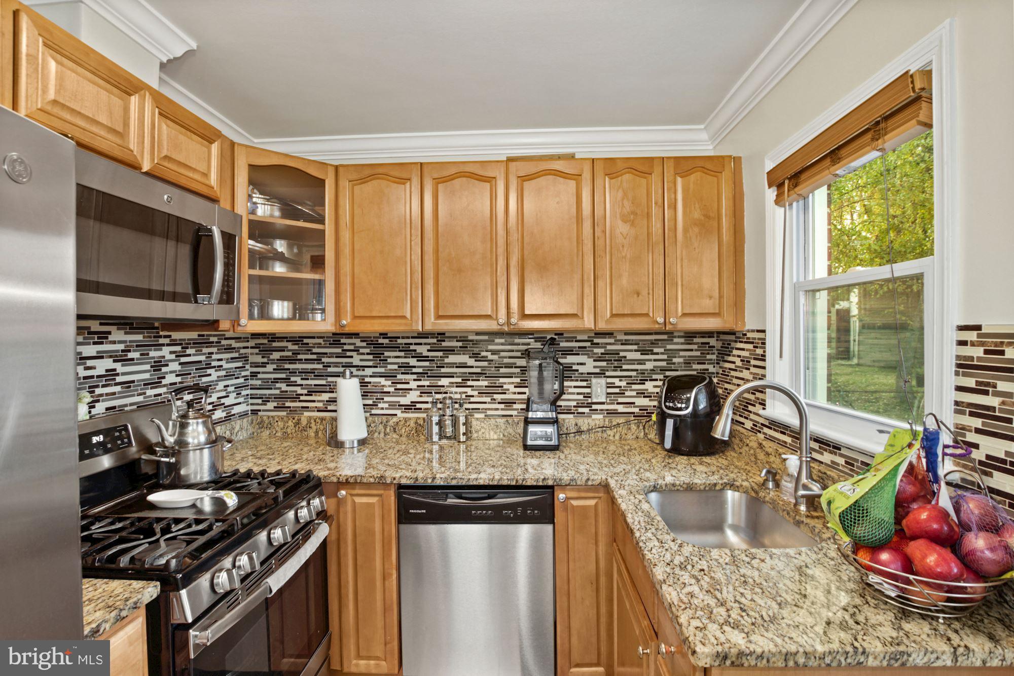 1503 Hanby Street Silver Spring, MD 20902 - Photo 8 of 30 Gallery Image 8