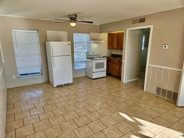 $435,000 | 100 Ave H, Hereford, TX 79045