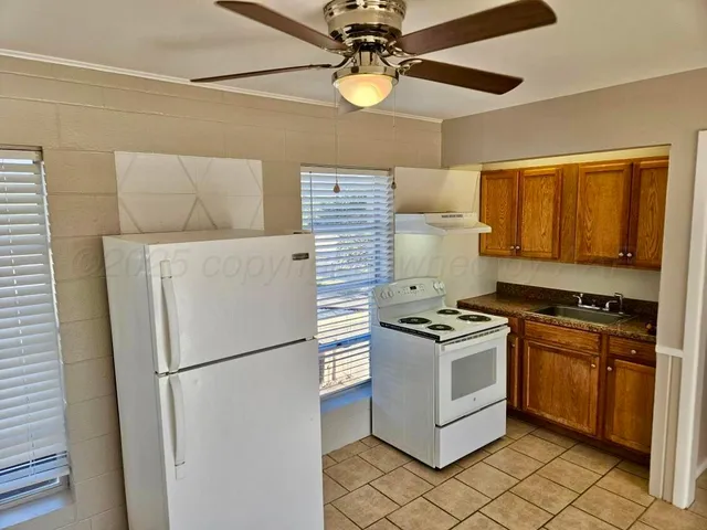 $435,000 | 100 Ave H, Hereford, TX 79045