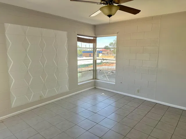 $435,000 | 100 Ave H, Hereford, TX 79045