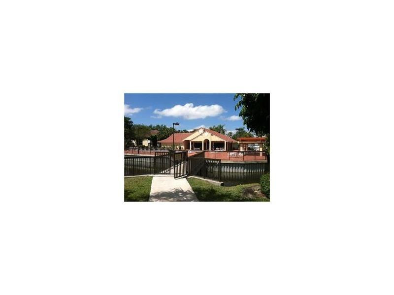 5721 Riverside Drive, Unit 101 Coral Springs, FL 33067 - Photo 11 of 17 Photo 11