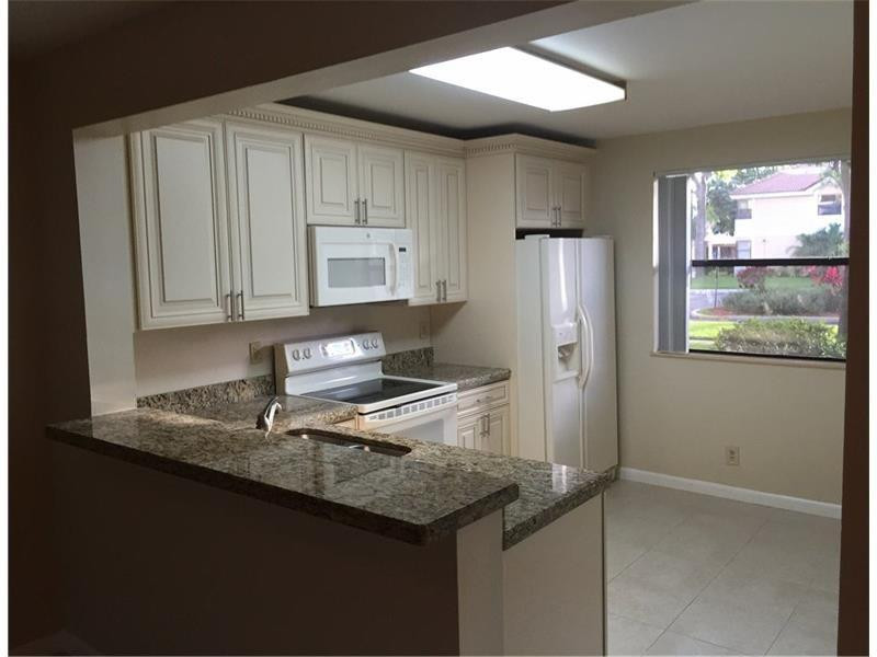 5721 Riverside Drive, Unit 101 Coral Springs, FL 33067 - Photo 4 of 17 Photo 4
