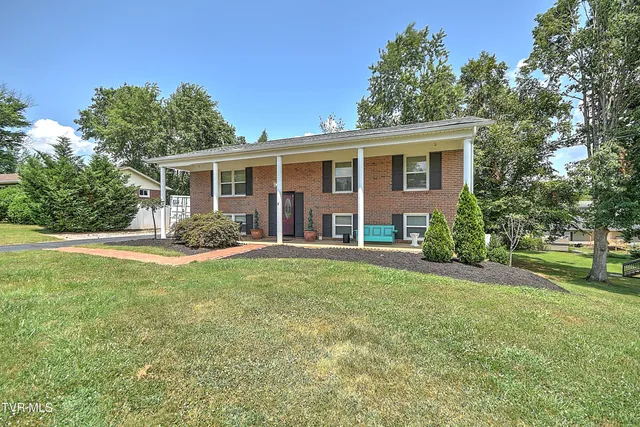 $374,900 | 111 Wayfair Drive, Greeneville, TN 37743