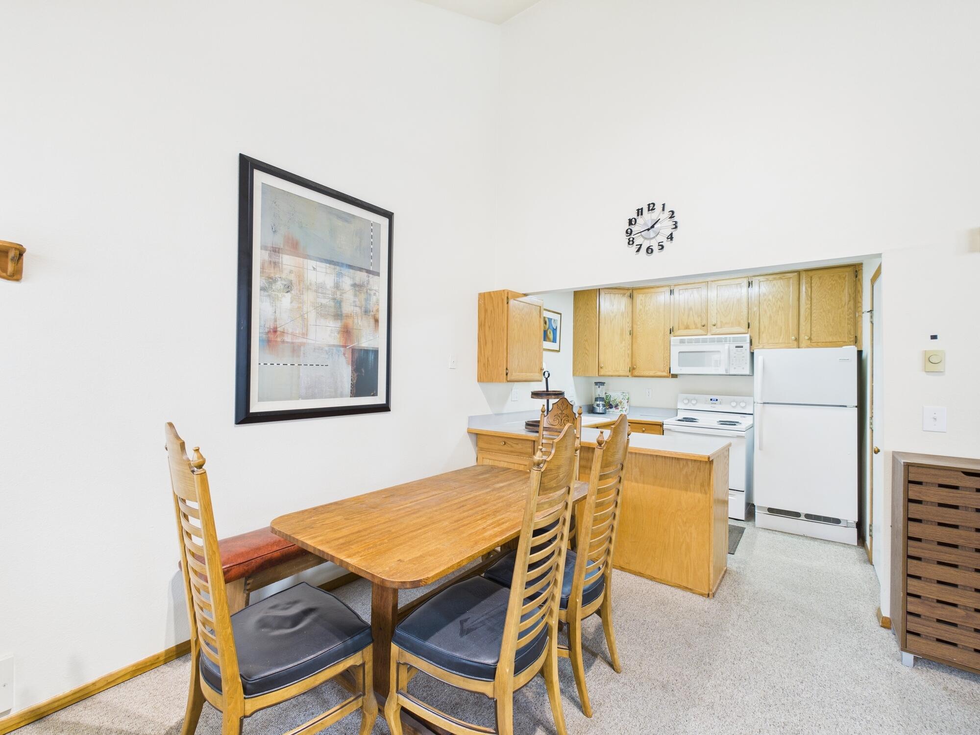 216 Pinewood Lane, Unit A3 Ketchum, ID 83340 - Photo 3 of 15 Parkside Condo A3