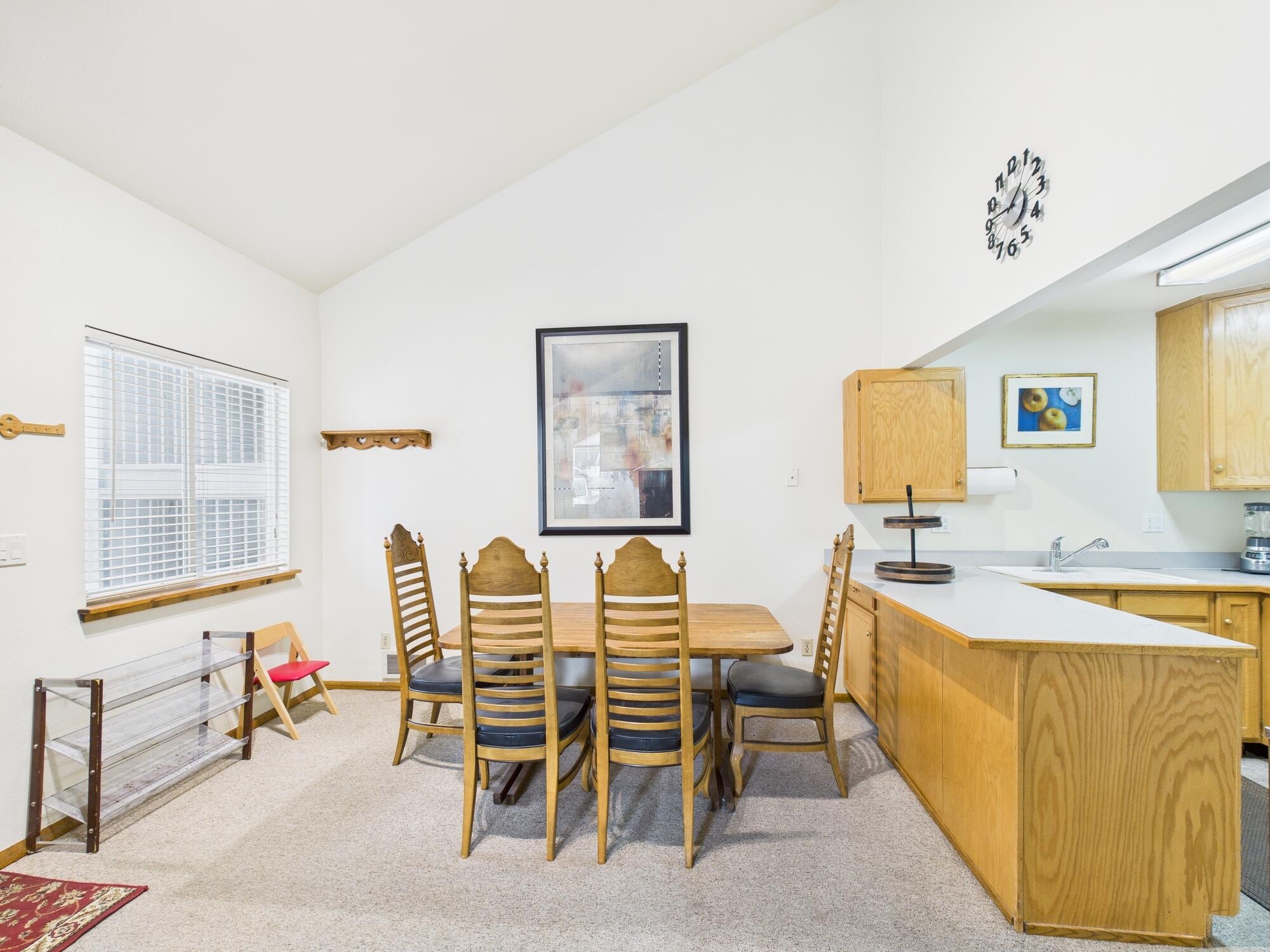 216 Pinewood Lane, Unit A3 Ketchum, ID 83340 - Photo 4 of 15 Parkside Condo A3
