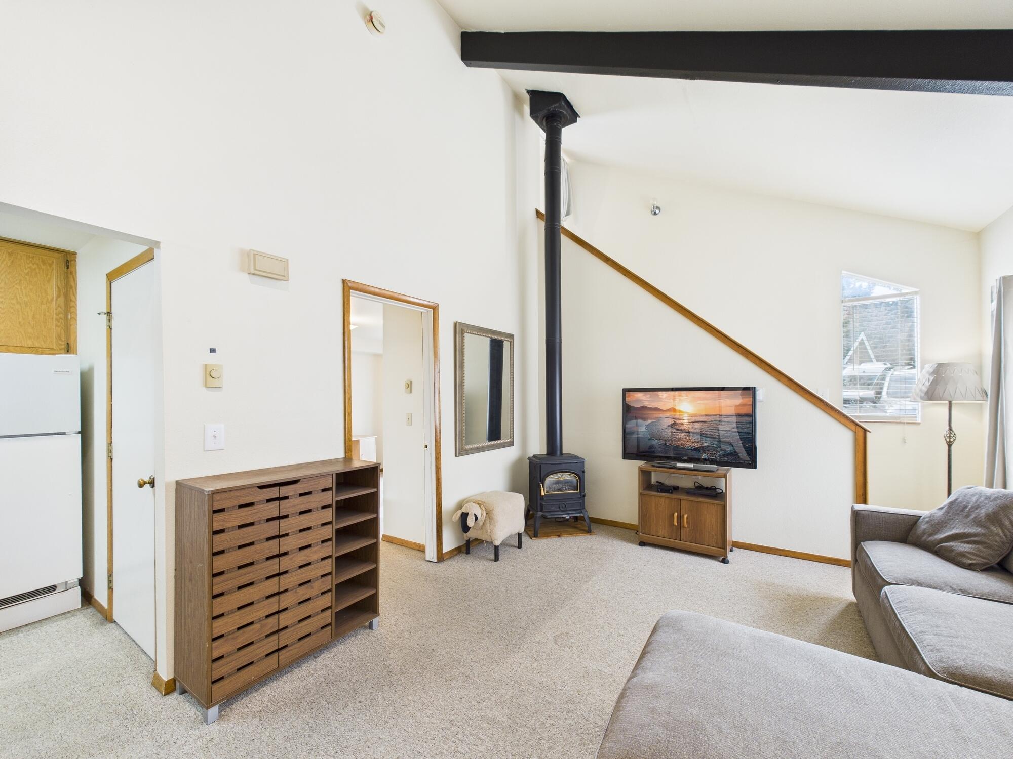 216 Pinewood Lane, Unit A3 Ketchum, ID 83340 - Photo 6 of 15 Parkside Condo A3