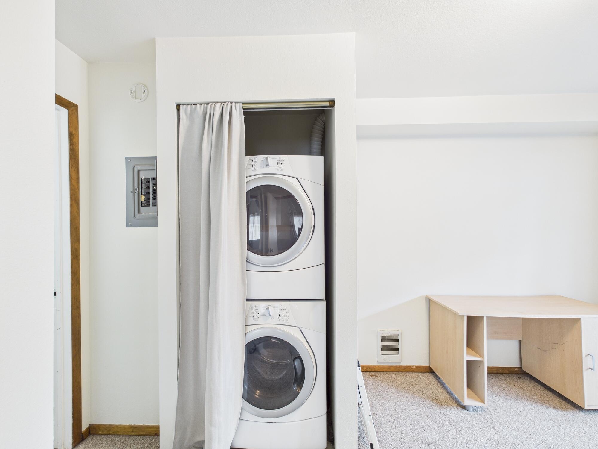 216 Pinewood Lane, Unit A3 Ketchum, ID 83340 - Photo 10 of 15 Parkside Condo A3