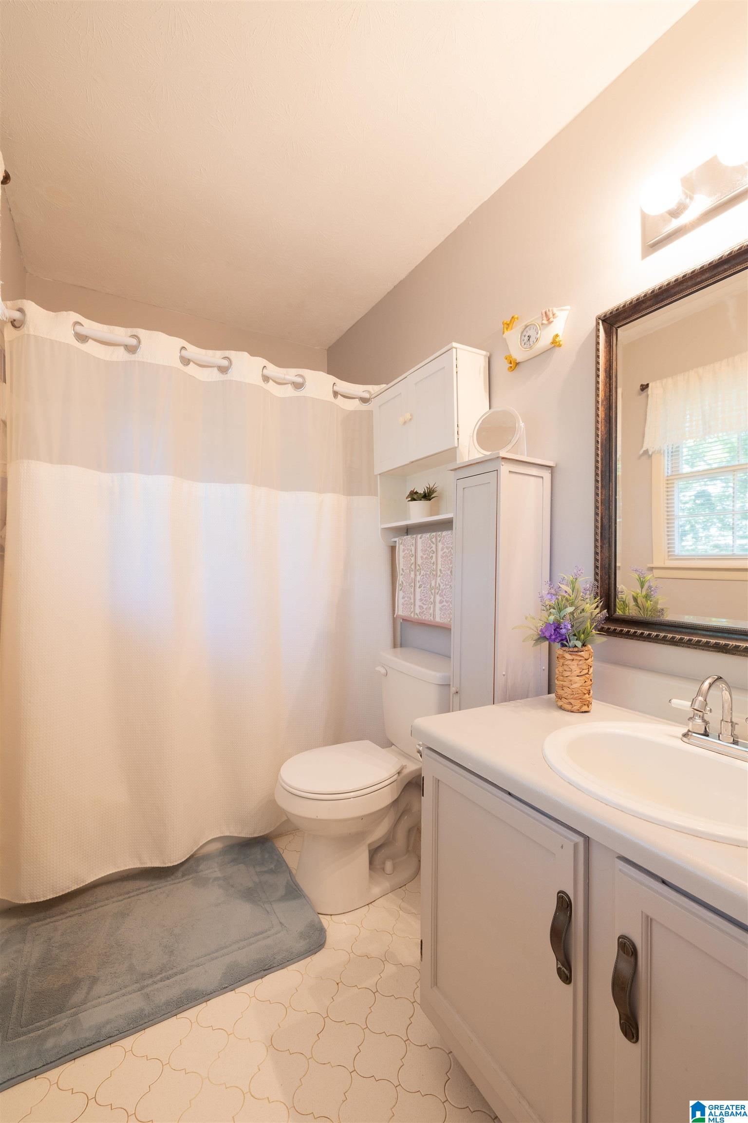 4128 Cloverdale Road Anniston, AL 36207 - Photo 14 of 28