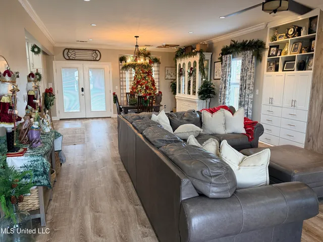 $425,000 | 15 South Highlands Drive, Poplarville, MS 39470