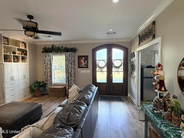 $425,000 | 15 South Highlands Drive, Poplarville, MS 39470