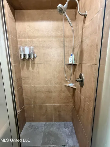 $425,000 | 15 South Highlands Drive, Poplarville, MS 39470