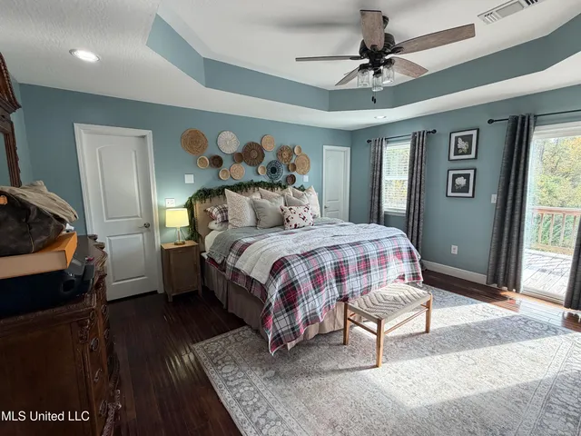 $425,000 | 15 South Highlands Drive, Poplarville, MS 39470