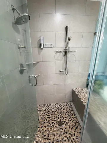 $425,000 | 15 South Highlands Drive, Poplarville, MS 39470