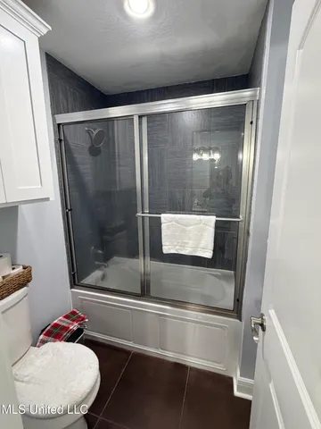 $425,000 | 15 South Highlands Drive, Poplarville, MS 39470