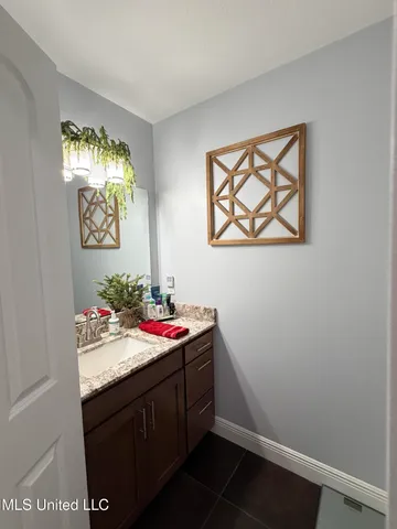 $425,000 | 15 South Highlands Drive, Poplarville, MS 39470