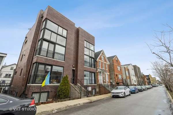 $4,500 | 1644 West Blackhawk Street, Unit 1E, Chicago, IL 60622